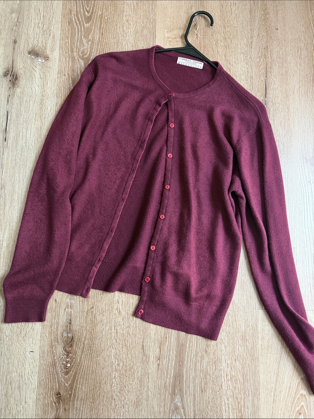 Carolyn Taylor Wine/Burgundy Crewneck Button-Front Cardigan